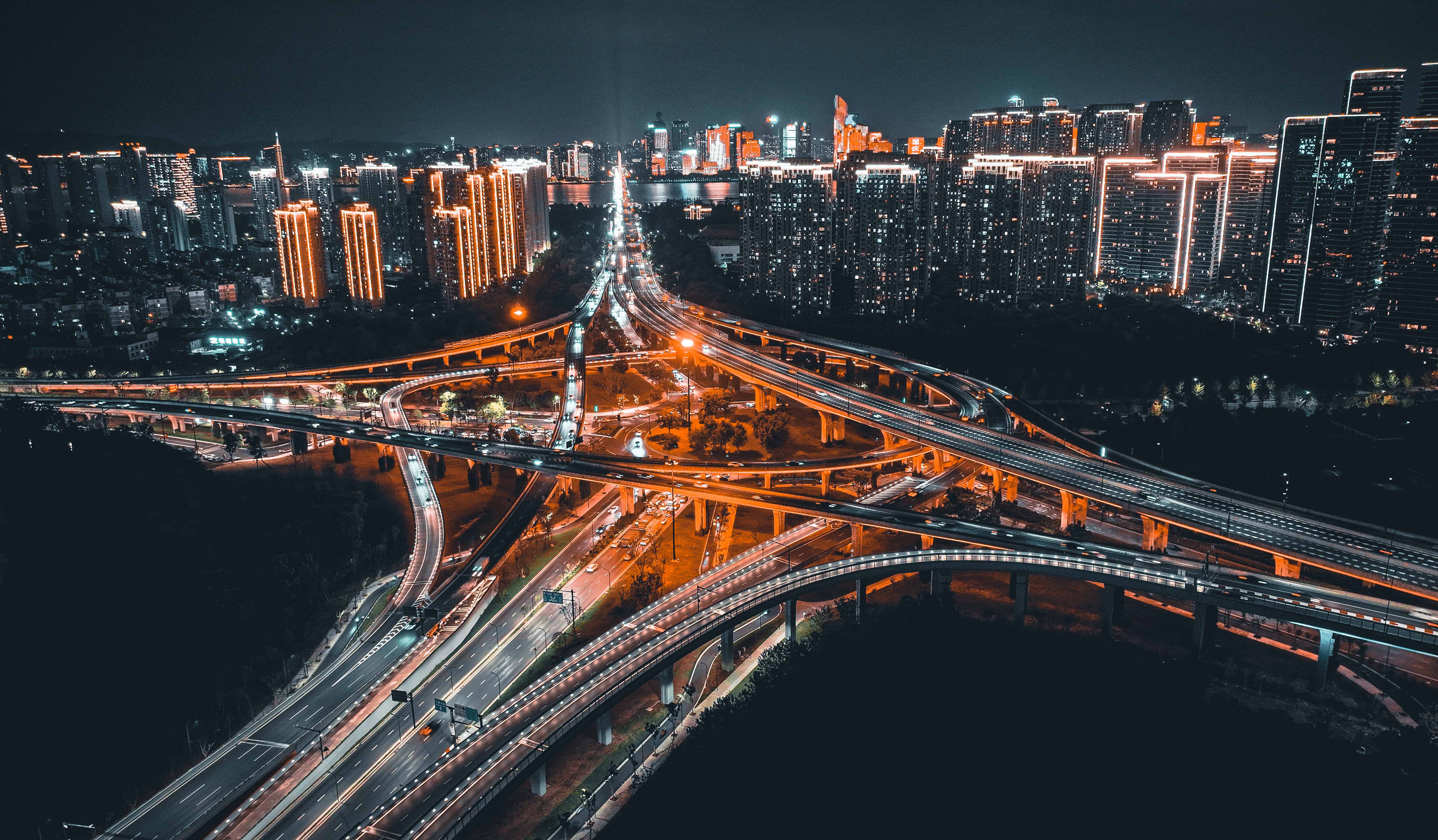 亞運(yùn)工程巡禮（3）——蕭山機(jī)場(chǎng)路、機(jī)場(chǎng)高架路及沿線(xiàn)樓宇亮化工程